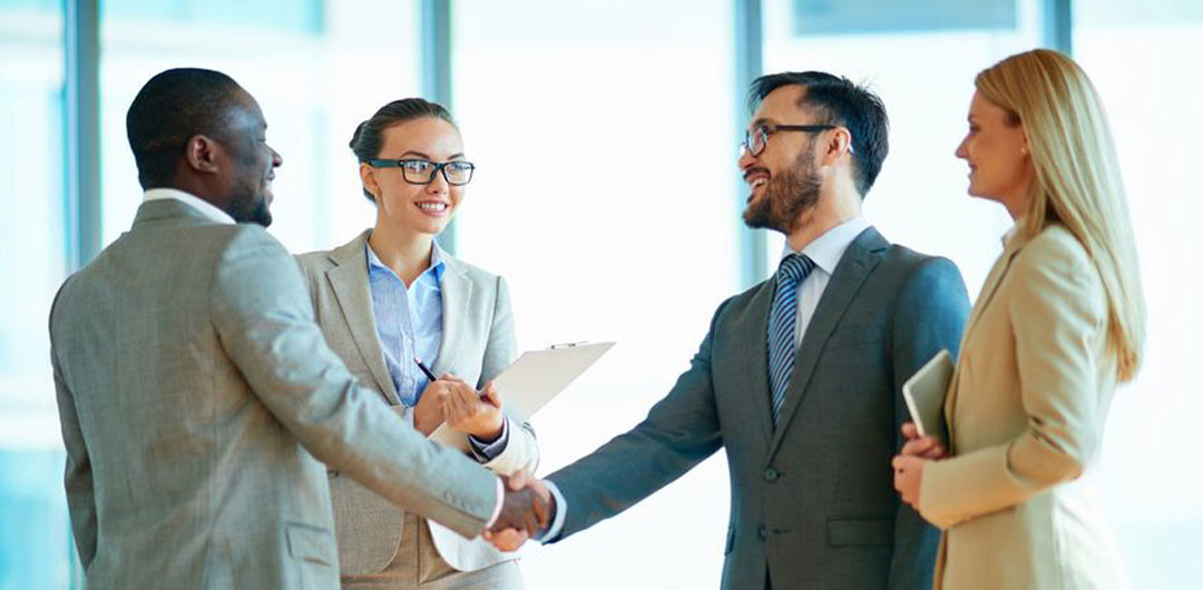 businessmen_1080x530_1